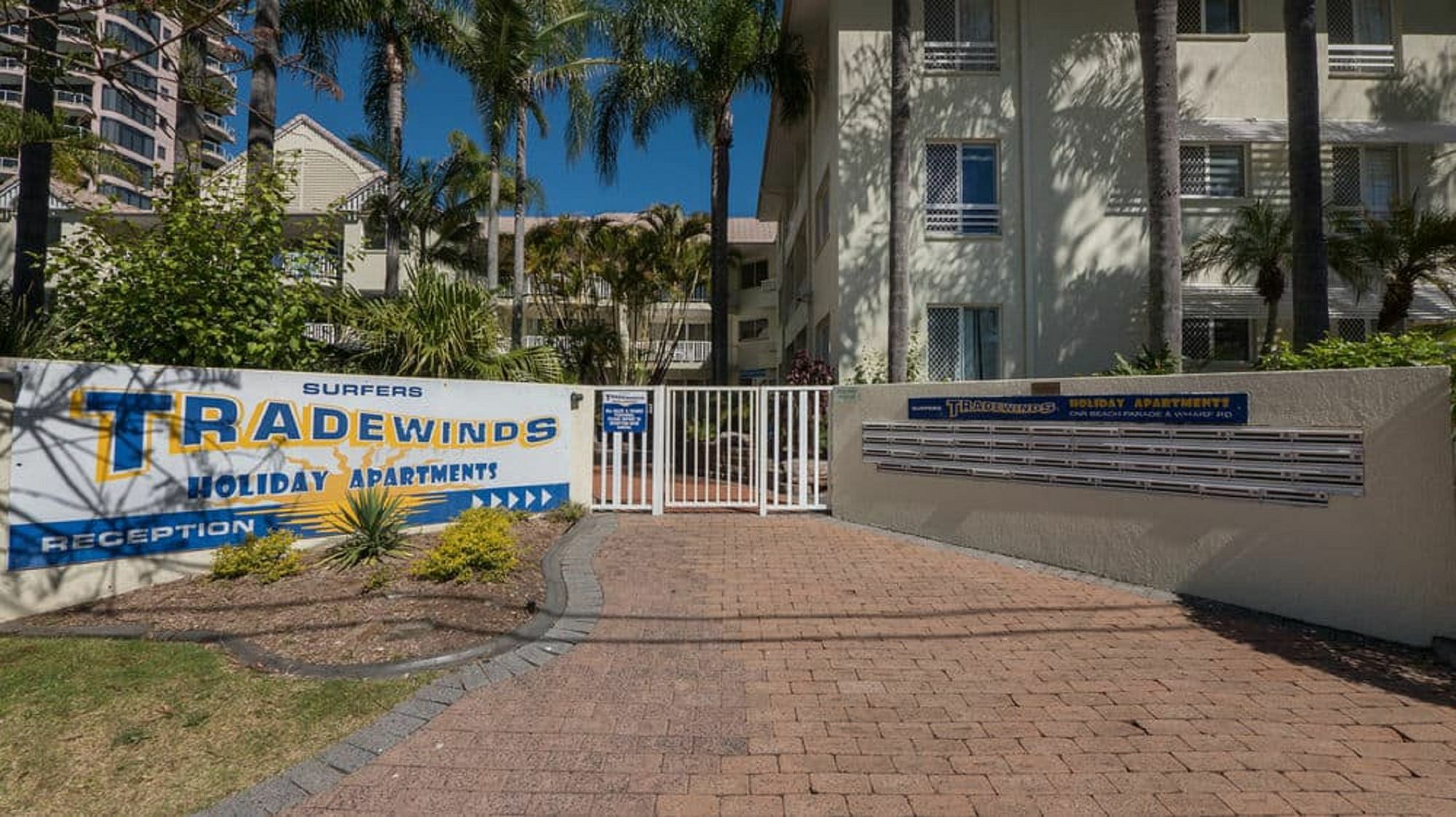 Surfers Tradewinds Hotel Gold Coast Kültér fotó
